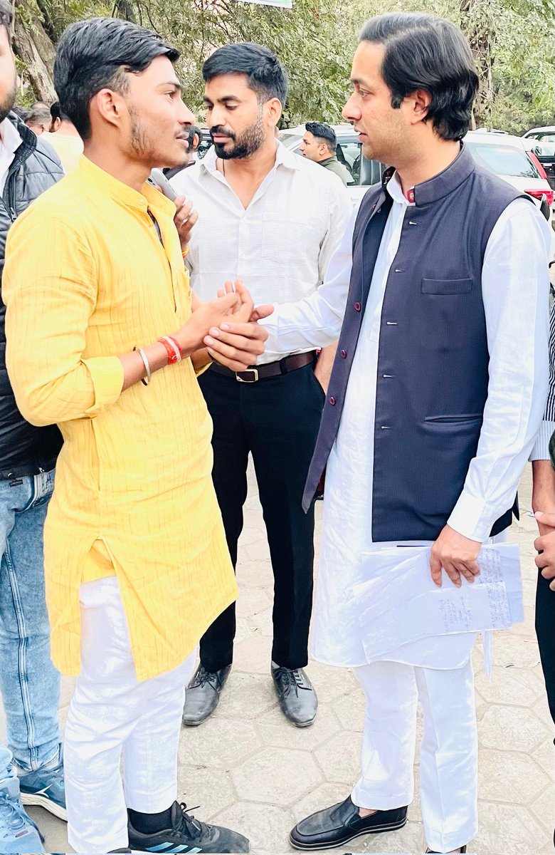 PankajUpdhNSUI's tweet photo. मध्य प्रदेश शासन के पूर्व मंत्री व राघवगढ़ से विधायक हम सब युवाओं के मार्गदर्शक आदरणीय श्री जयवर्धन सिंह जी को जन्मदिन की हार्दिक शुभकामनाएं एवं बधाई।।
@JVSinghINC
@NSUIMP
#Rewansui https://t.co/Zc5yL7HdJ8