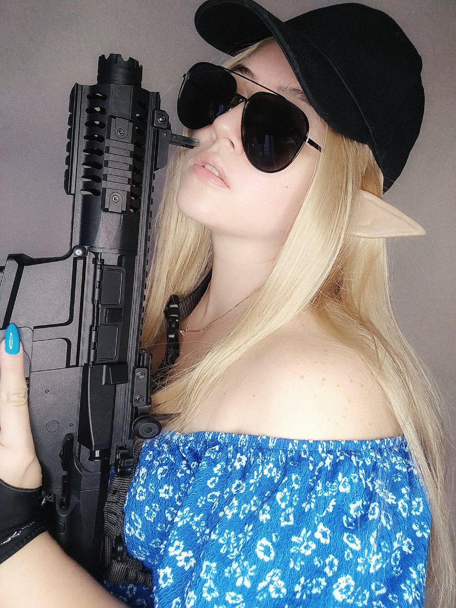 Tacticool elf 🫐🫐🫐

#elves #elf #makeup #geekcosplay #geekgirl #geek #geektoday #cosplay