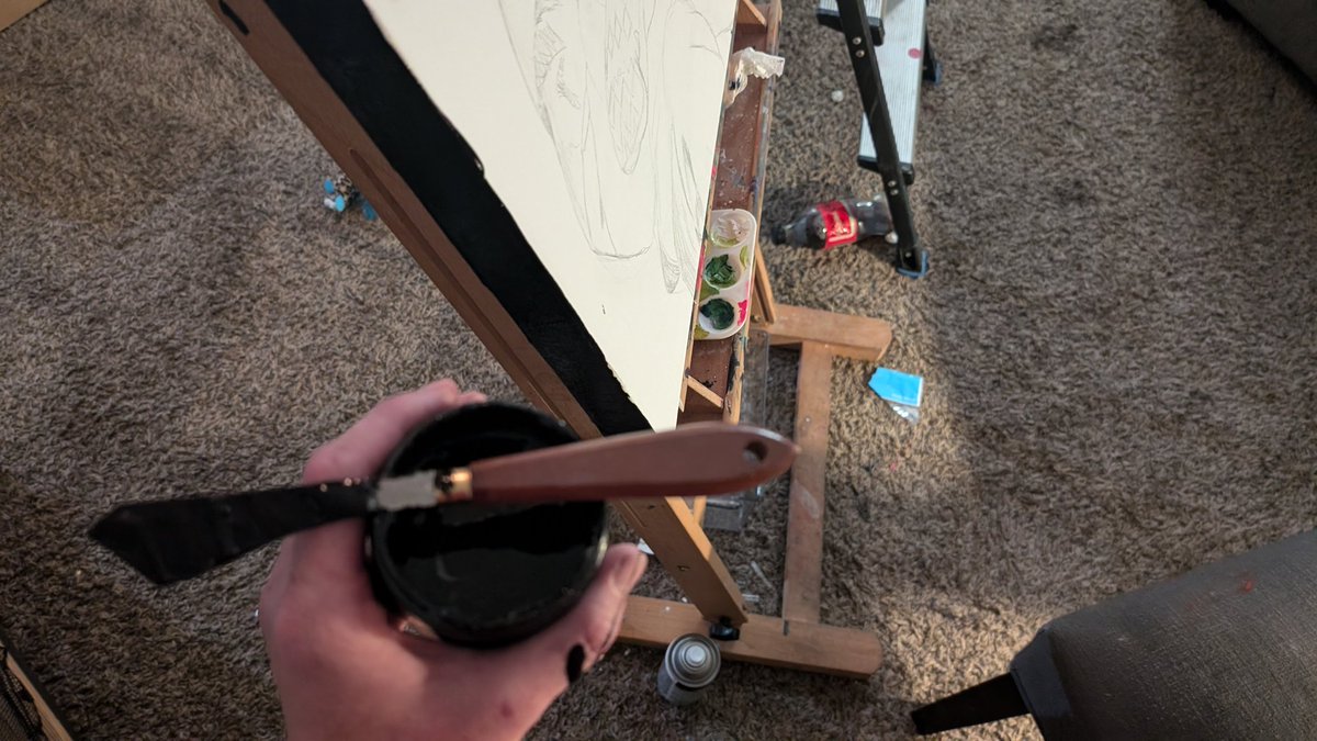 Tusk_4Real's tweet image. POV: nobody around to stop me wife went to bed lmao

I paid $179k of my hard earned dollars for this living room and I'm livin' in it.  What're you doing in yours? Fuckin'? I hope so. 

#UnderstoodTheAssignment #art #homeowners