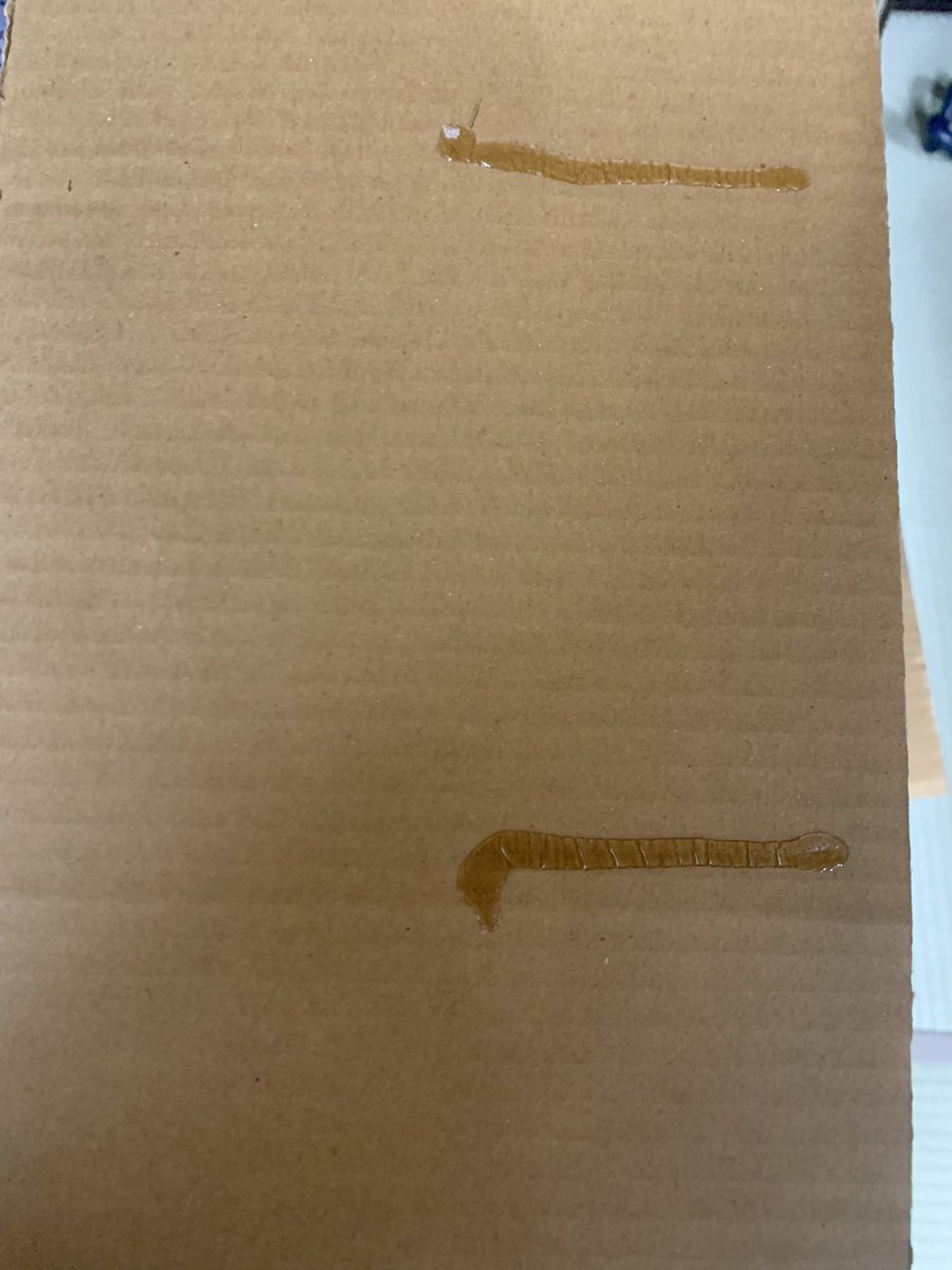 chimuchannell's tweet photo. 届いたー！と思ったら箱から取れない…。
入れる時に気づかないかなぁ。
#ガンプラ
#メルカリにて購入 https://t.co/y8P5KHvMco