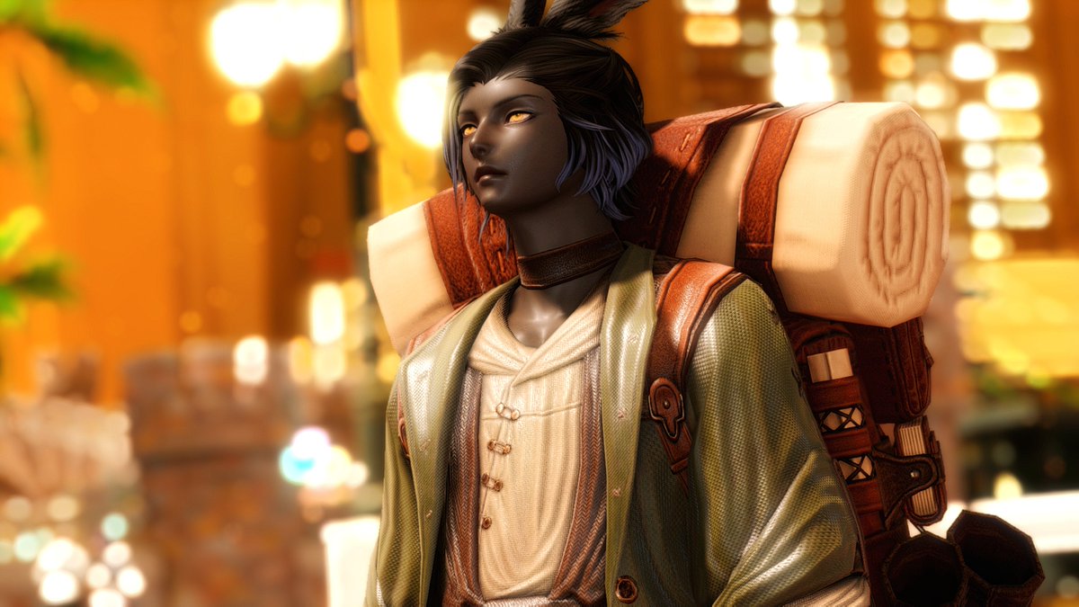 I literally can't stop looking at him, he's so handsome 😭😭