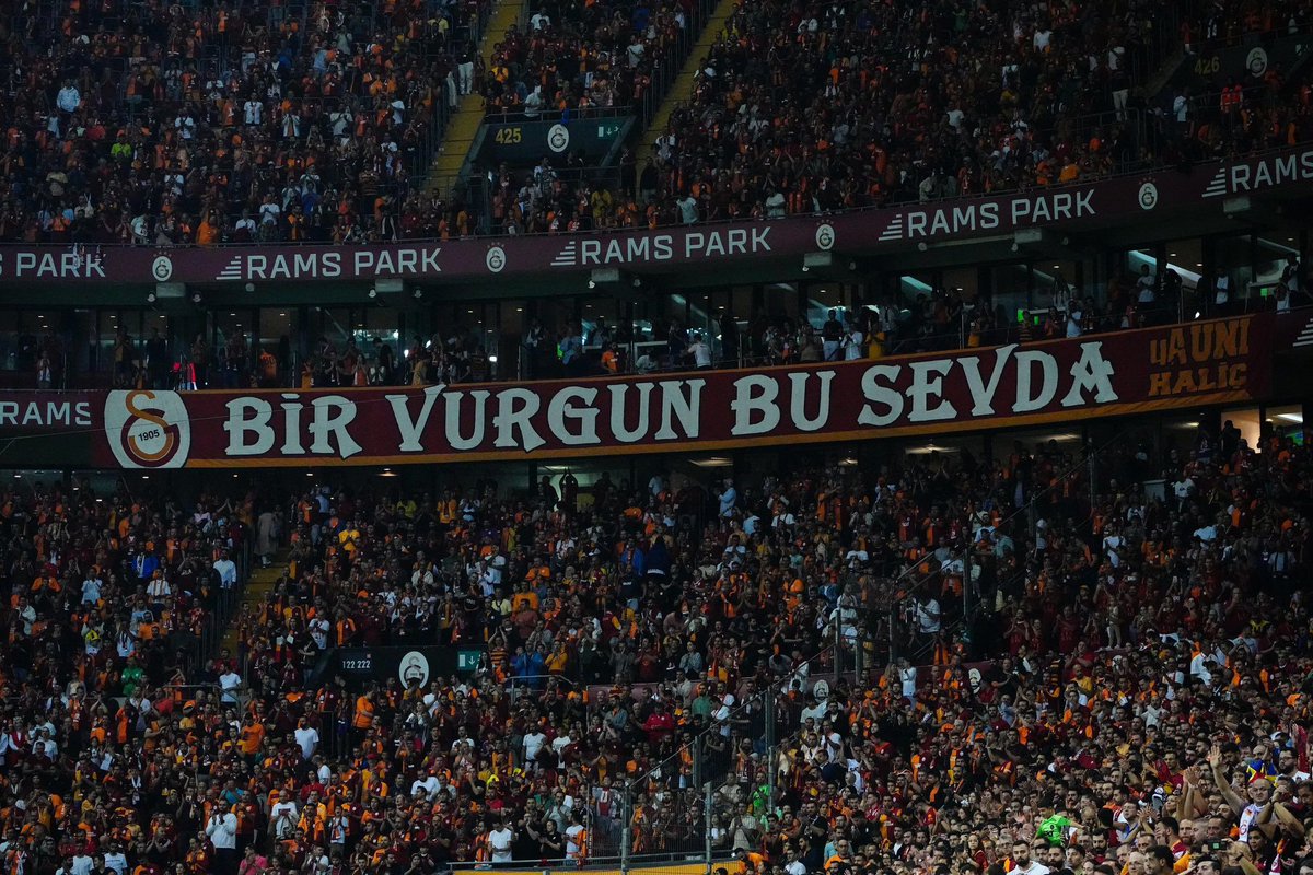 Günaydın #ŞampiyonGalatasaray Ailesi 🏆