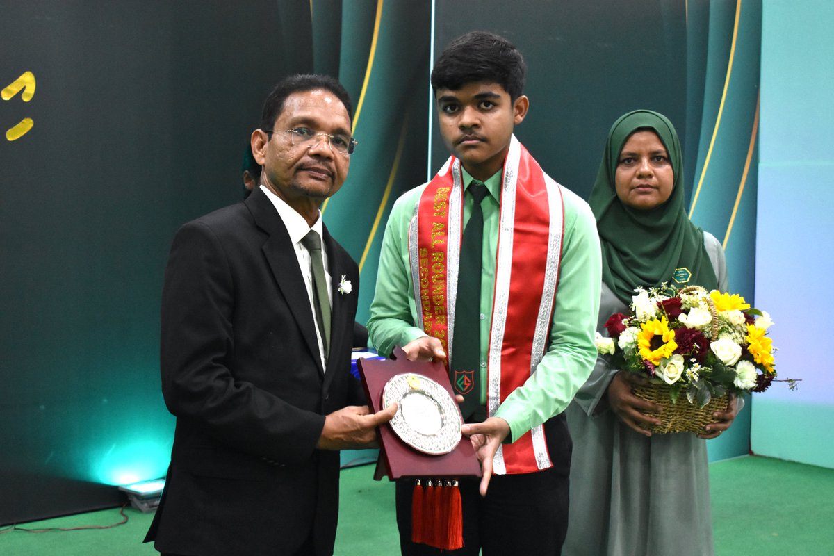 eduGS_59's tweet photo. Best All-Round Students (Secondary / Higher Secondary)

@MoEdumv https://t.co/RiyZmzFObr