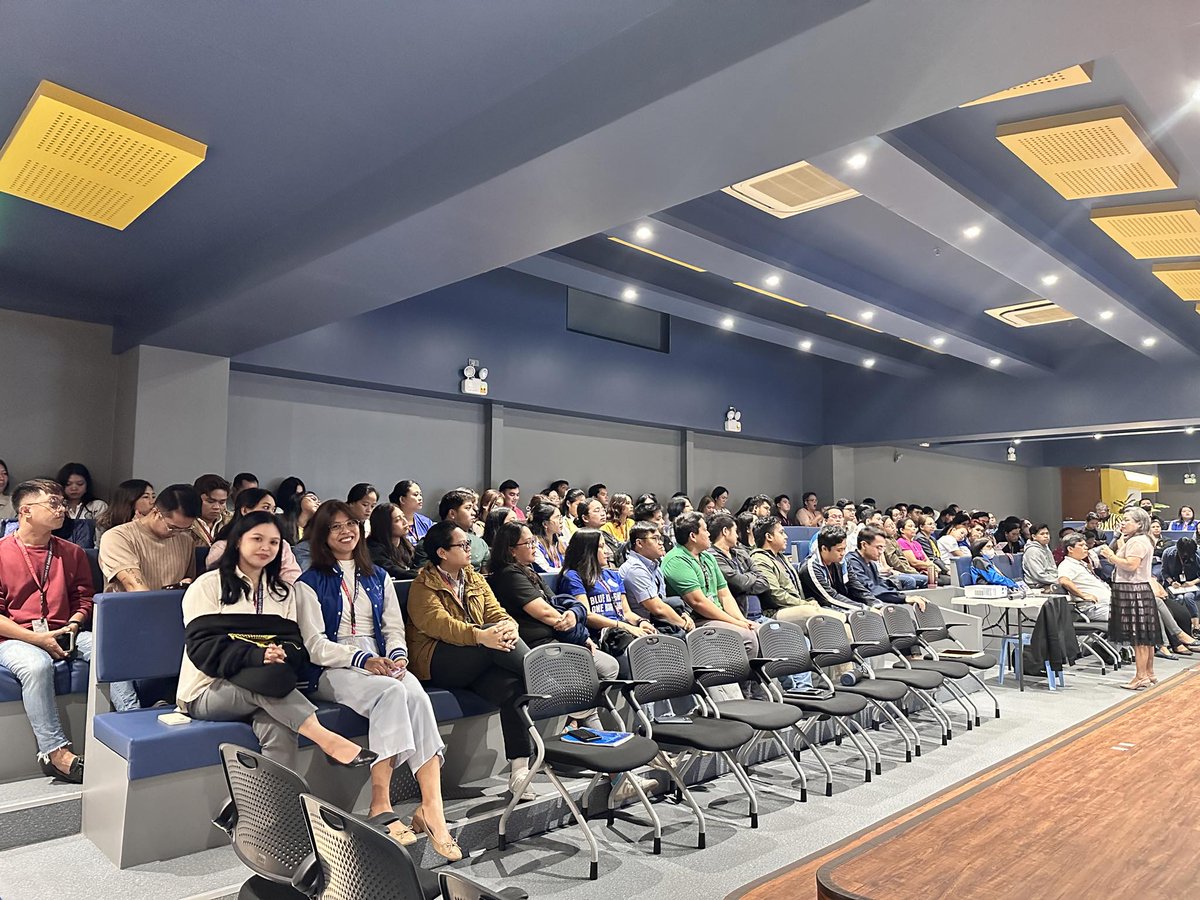 AdDUSeniorHigh's tweet photo. LOOK | We extend our heartfelt gratitude to Dr. Gina Montalan for her enlightening presentation on the MATATAG Curriculum and the Assessment of Student Learning.

#AdDUSHS https://t.co/pwDzyqbDlq