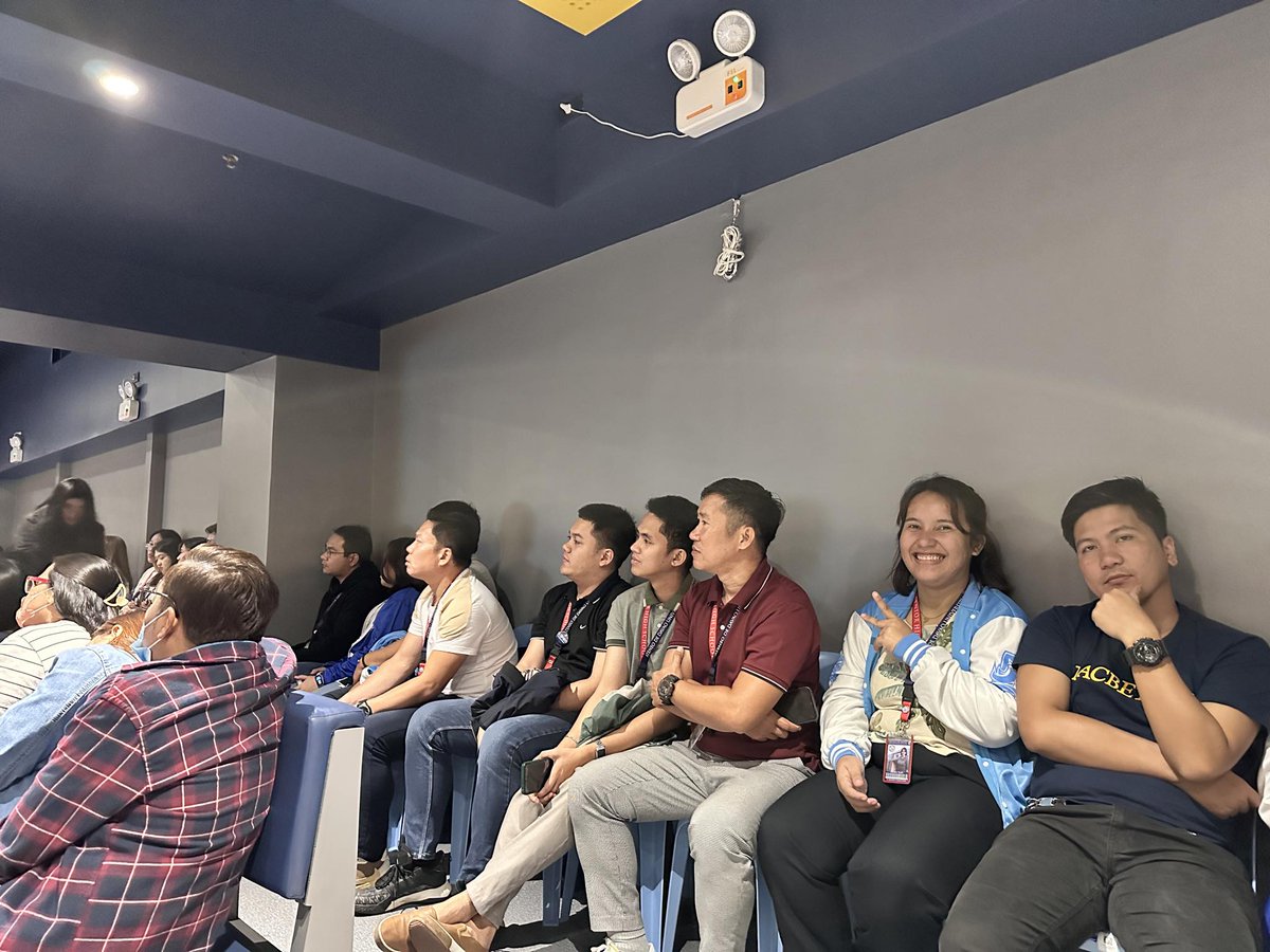 AdDUSeniorHigh's tweet photo. LOOK | We extend our heartfelt gratitude to Dr. Gina Montalan for her enlightening presentation on the MATATAG Curriculum and the Assessment of Student Learning.

#AdDUSHS https://t.co/pwDzyqbDlq