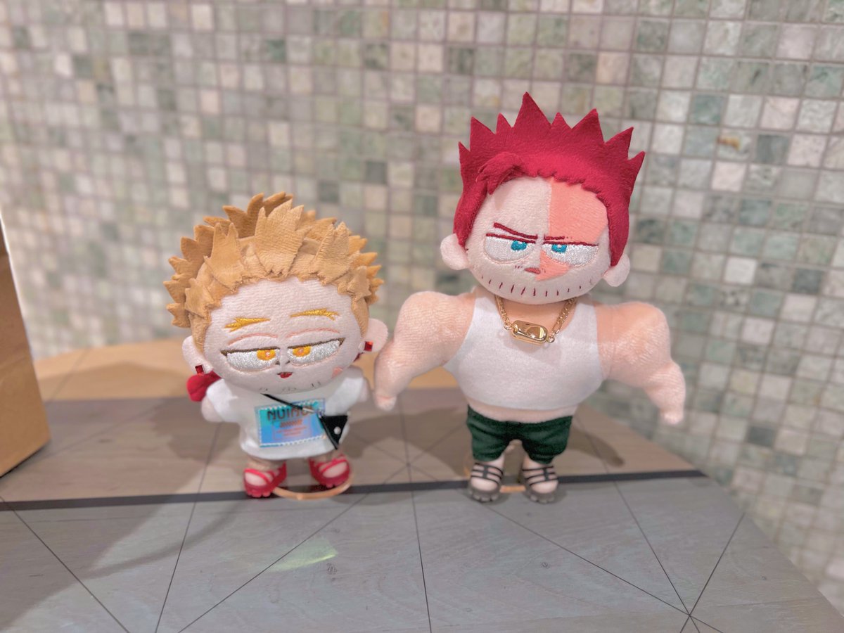 Rei_mha's tweet photo. 🦅🔥自作ぬい
かわいい夏服に感謝〜〜！！！！！ https://t.co/TPCPUxG50e