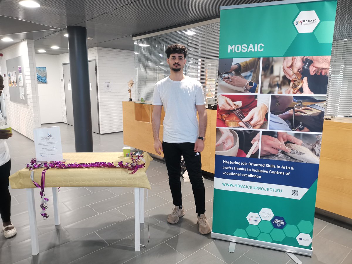 🆒<a href="/Omniasome/">Omnia</a> students from #artsandcrafts participated on a small-scale sales event titled “Skills' marketplace", organised in the spirit of <a href="/MOSAICeuproject/">MOSAIC</a>, focusing on their #entrepreneurship and #marketing skills 🪡🧶✨
👉skillsmarketomnia.com
