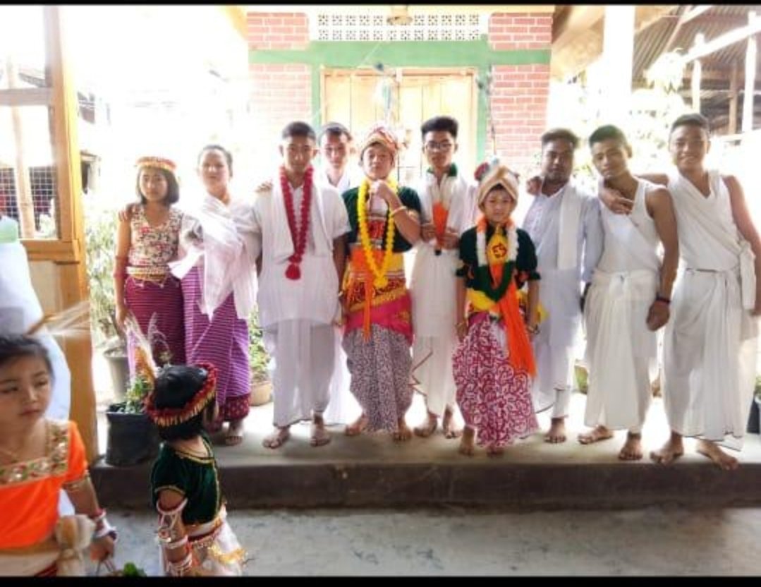 VladAdiReturns's tweet photo. have managed wipe out all traces of indigenous non-Christian culture &amp; civilisation over the last 40 years

1)Indigenous Hindu-majority Meiteis have been wiped out from at least 8000 sq. kms of the state

2)1547 temples &amp; holy sites have been reduced to dust or desecrated (2/n) https://t.co/6bygO6BVzw