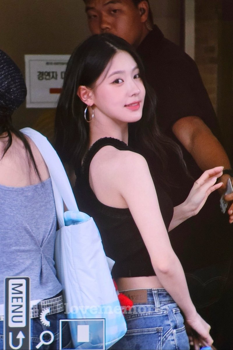 lovememore_my's tweet photo. 240709 며니 더시즌즈도 출근🐰 녹화 화이팅 !(•̀ᴗ•́)و ̑̑🍀
#여자아이들  #아이들 #GIDLE  #미연 #MIYEON https://t.co/88SPaZWAlb