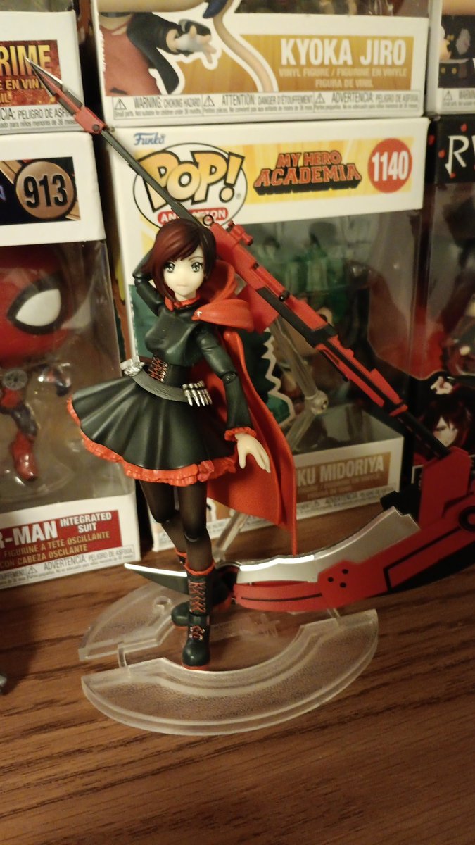 kursrwby's tweet image. Just got the figure in the mail today she looks so good! 
#RubyRoseRWBY #RWBY