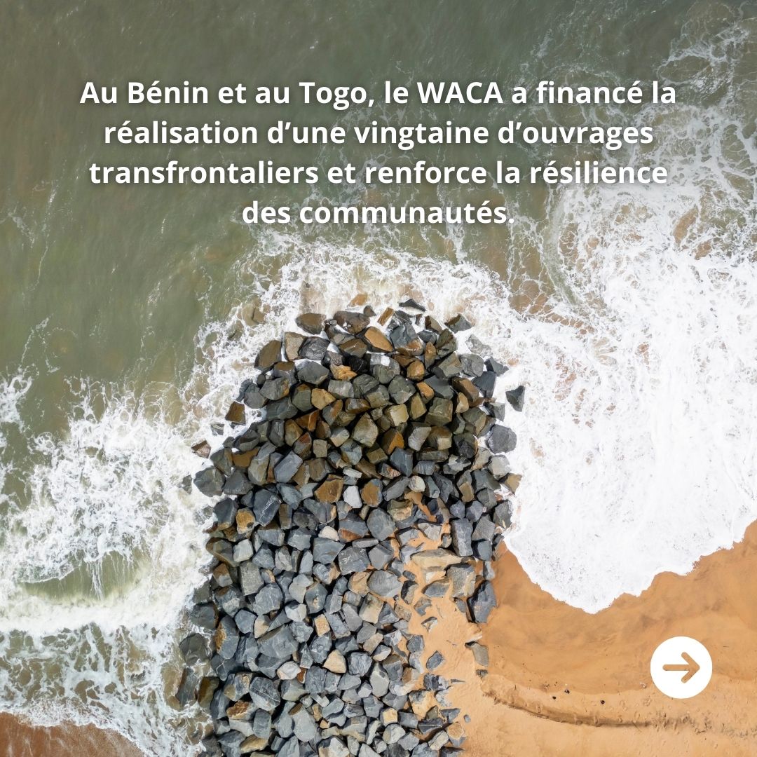 BM_Afrique's tweet photo. #PhotoStory | Chaque année, en moyenne, 13 % de la population est touchée par les inondations. 

Les initiatives et les projets @wacaprogram se multiplient et changent la donne. 

Tour d'horizon sur les actions et l'impact WACA dans la région ⤵️