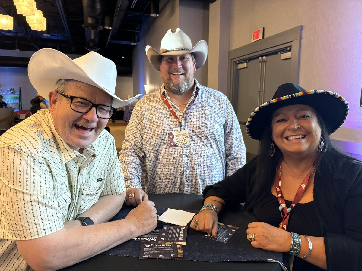 ThatChrisMcKee's tweet photo. Great day to catch up with @USDA and @AAFC_Canada ! Incredible leaders that we have the absolute pleasure of journeying alongside! Thanks to the @albertabeef for the incredible hospitality at the reception and we look forward to developing a steadfast partnership! @NCIAF_Canada https://t.co/KQo139FKTW