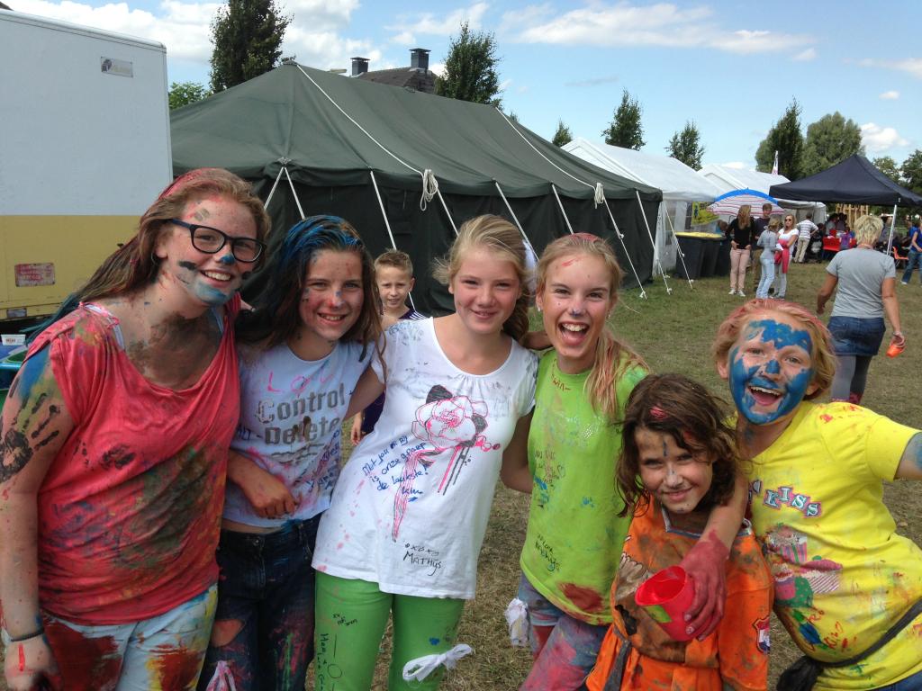 De inschrijving voor het Kinderkamp 2024 is geopend.
Meer details hierover plus een overzicht van nog veel meer leuke activiteiten vind je op goorsvictorie.nl. 
#kinderkamp #huttendorp #houtdorp #kindvriendelijk #goor