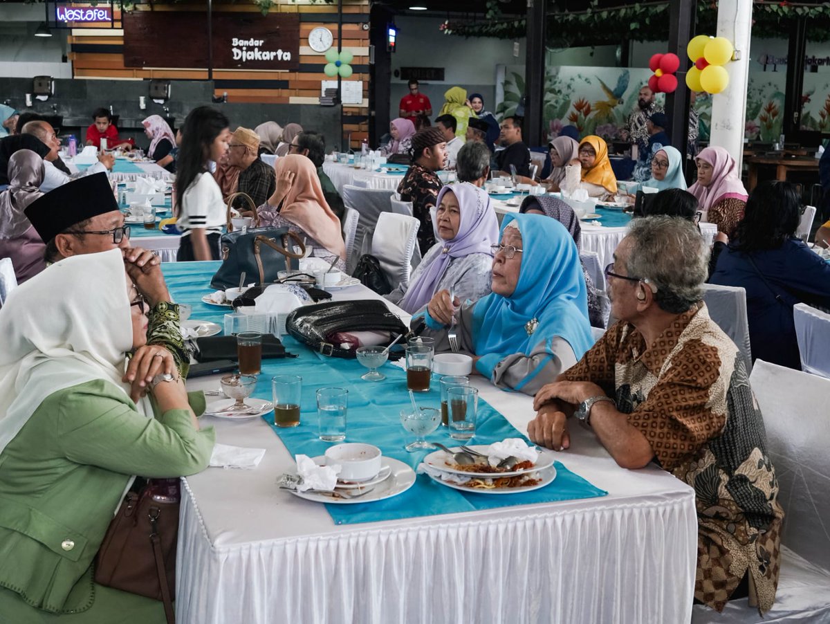 Selamat kepada ananda Raziq Hanan yang sudah disunat. Semoga cepat sembuh dan jadi anak soleh. 
#khitanan
#sunat