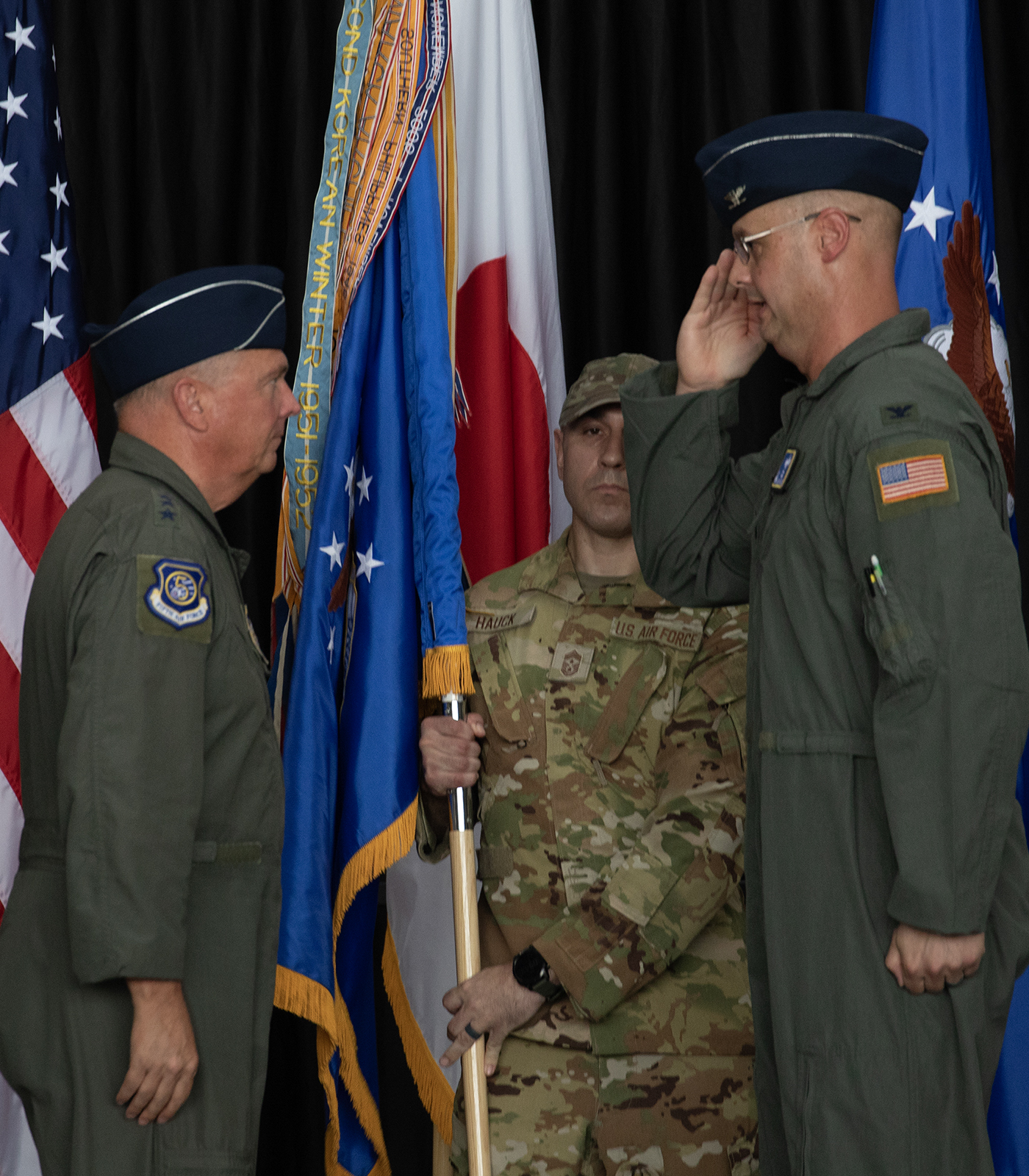 米軍放出品 司令官 チャレンジコイン 横田基地 第374空輸航空団 空軍 米軍放出品 チャレンジコイン 横田基地 第374空輸航空団 先任