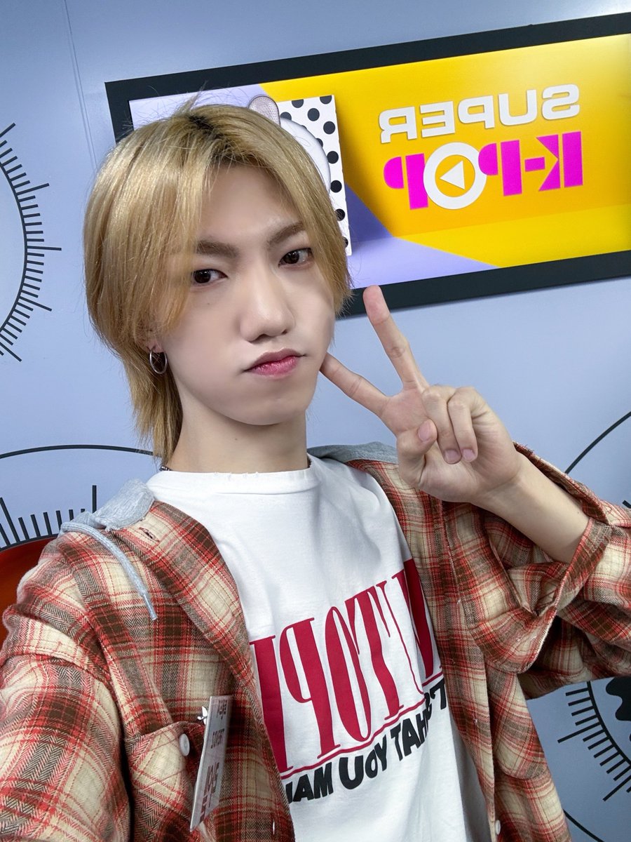 TRENDZ_OFFCL's tweet photo. [#라엘]

프렌드지!! 오늘하루도 우리 모두 화이팅!!🔥

#FROM_TRENDZ #TO_FRIENDZ #TRENDZ #트렌드지 https://t.co/vBhio1upFX