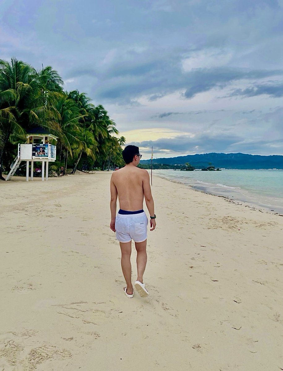 beavisCoy's tweet photo. B E A C H: Best Escape Anyone Can Have. 🏝️🫰🏻 https://t.co/RdAuzwjdK5