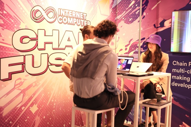 dfinity's tweet photo. Chain Fusion = a unified Web3 experience , powered by #ICP

Explore the endless possibilities at booth R08 @ethcc https://t.co/G5tF0kE9ip