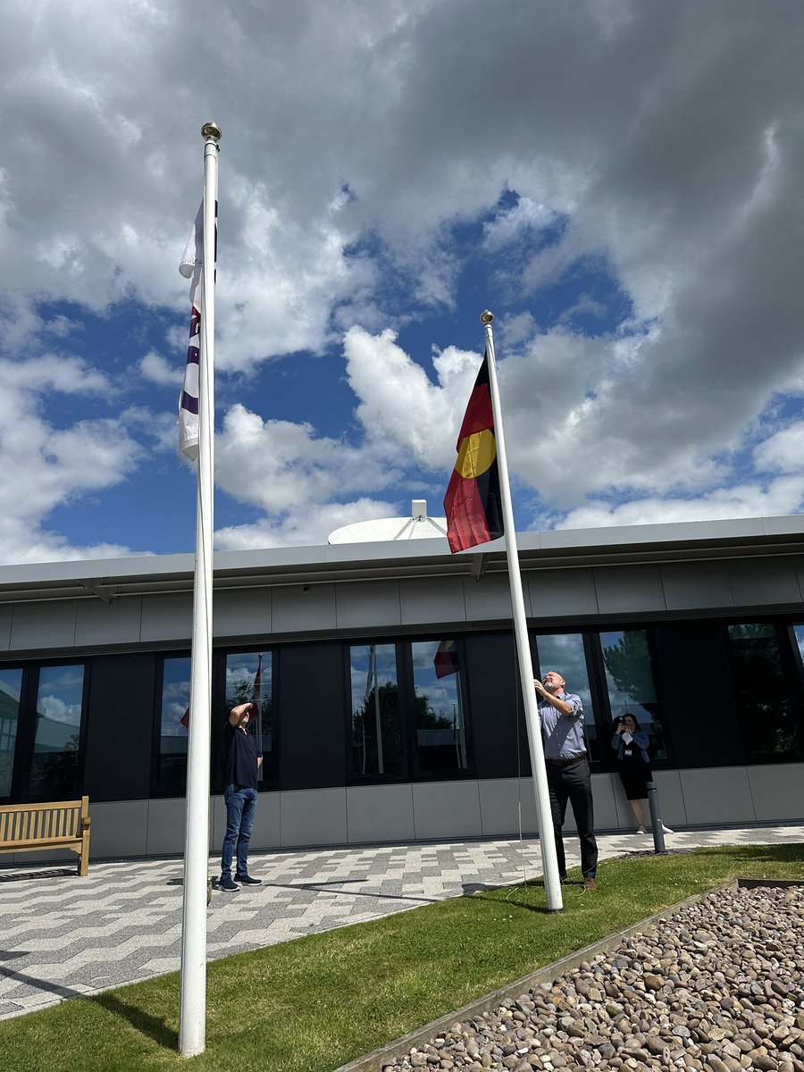 William Garnier tweet media