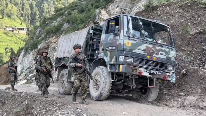 shieldof_india's tweet image. Terrorists fired on #IndianArmy truck which was moving to temporary operating base at top of the mountain from Base unit.Terrorist hv got support from #OGWs and after getting info they ambushed our jawan  #LuvKataria  #ElvishYadav #RIPCartoonNetwork