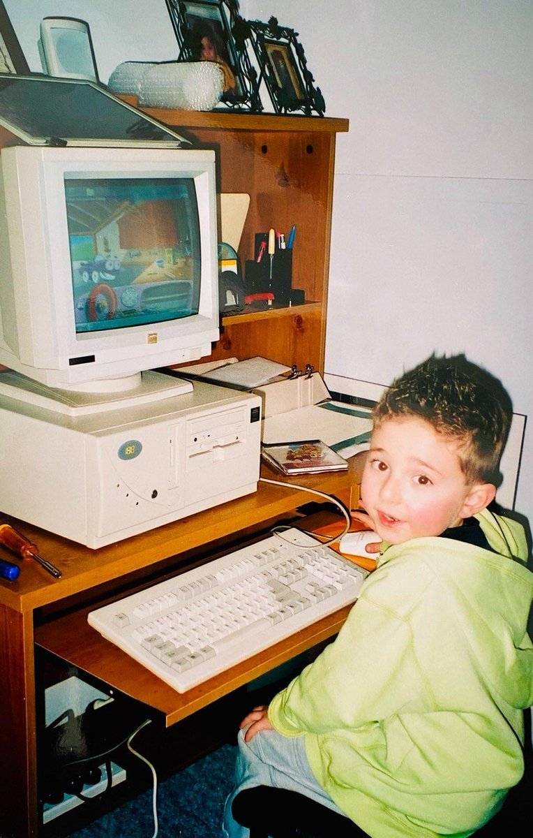 KJxPierce's tweet photo. Rate my set-up bro https://t.co/1bMnHVjaLM