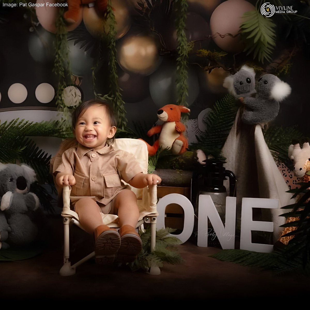 VL_MediaGroup's tweet photo. HAPPY 1st BIRTHDAY, ISLA BOY! 🎉
Baby Isla, cute na cute sa kaniyang safari explorer-inspired photoshoot! 🦁📸🥰
📸 Pat Velasquez-Gaspar | Facebook
#Isla #PatGaspar #BossKeng #TeamPayaman #ViylineMediaGroup https://t.co/O6Fud9KXe3