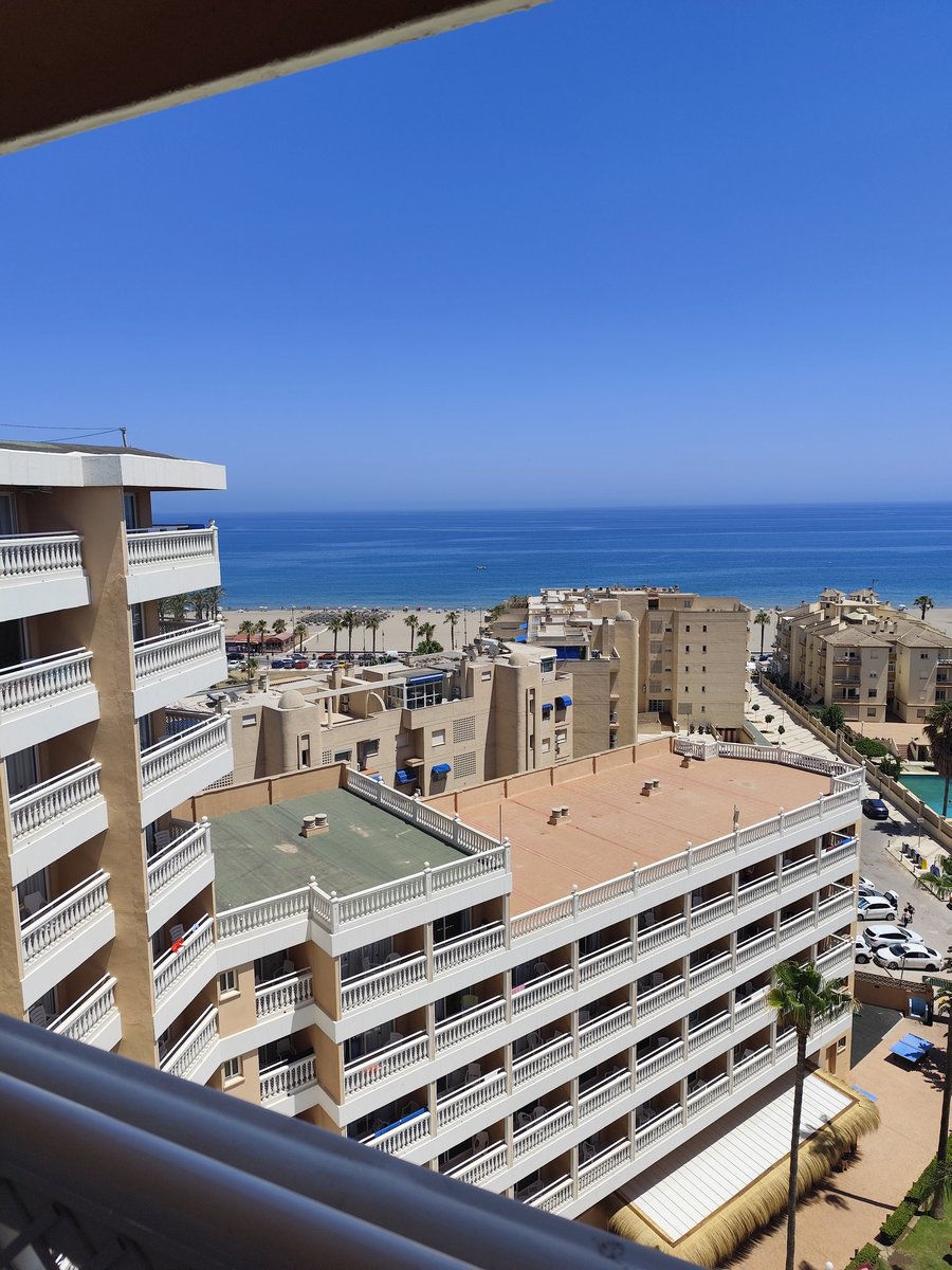 Elio301277's tweet image. 🏊🏊🏊 Que ganas tenía 🥰🥳 #yolovalgo #yanolloromas #positivo #valiente #fuerte #sisepuede #sisequieresepuede #Córdoba #Andalucía #España #LaCarlota #Malaga #Torremolinos #ParasolGarden #Dorove #playa #Verano2024