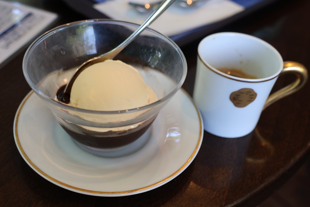 inainakazusani's tweet photo. CAFE＆RESTAURANT　神椿（かみつばき）　＠香川県仲多度郡琴平町  

#ベログ #いなかー #食楽研究家 #CAFERESTAURANT ＃神椿 ＃花椿 ＃金比羅さん ＃東京銀座資生堂 #資生堂パーラー ＃神椿パフェ ＃アフォガード

https://t.co/p3Hm3IAuPF https://t.co/RsAlwpRbJB