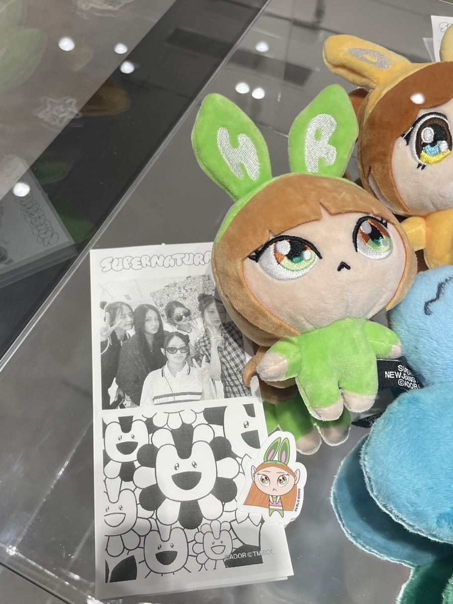 LINE FRIENDS、5⼈組グループNewJeans公式商品のビジネス提携を