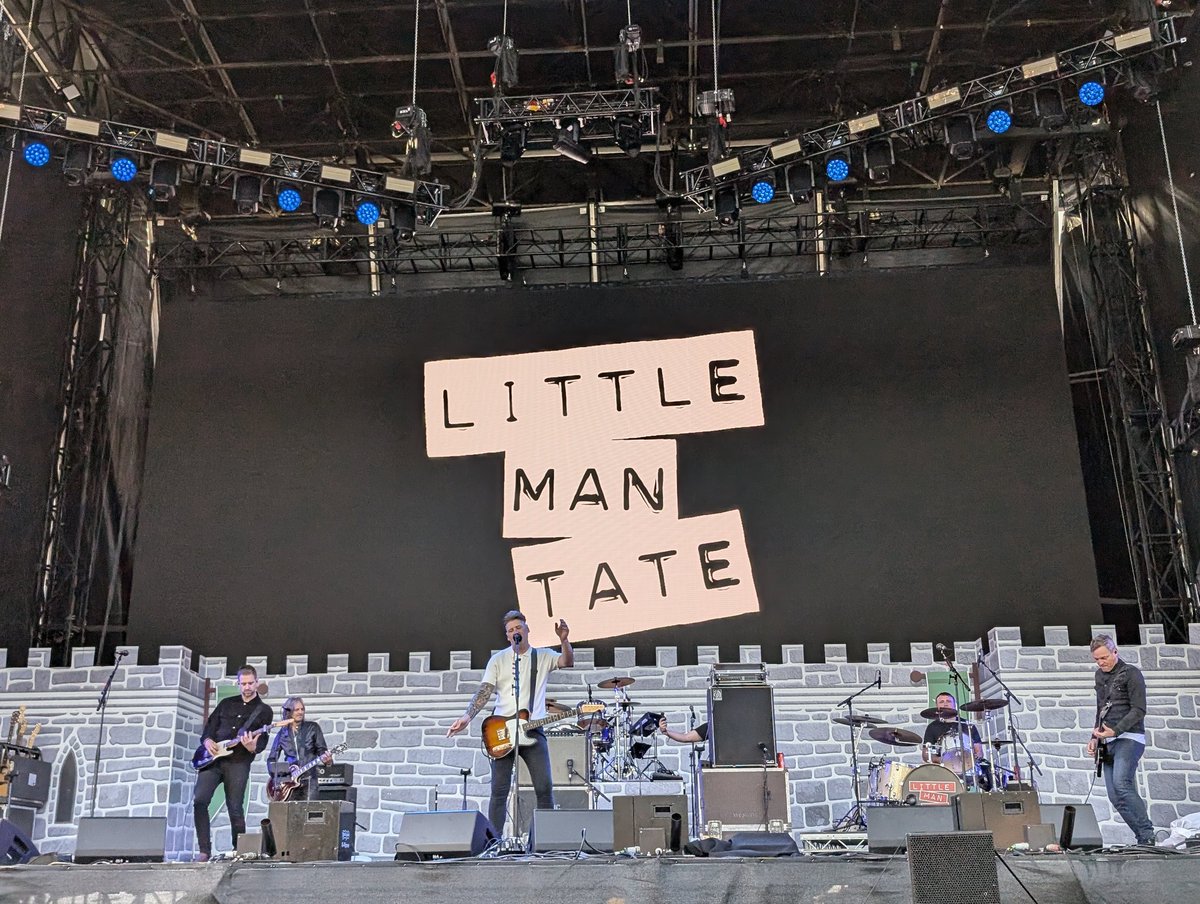LauraP_1989's tweet photo. @Littlemantateo1 @TheReytons @cliffy94 Absolute banging set as always xx https://t.co/doncjRNN6p