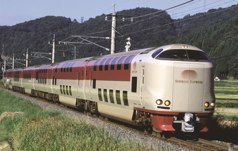 7月10日は #サンライズエクスプレス #285系 デビュー日 🎉 ＼ 1998年