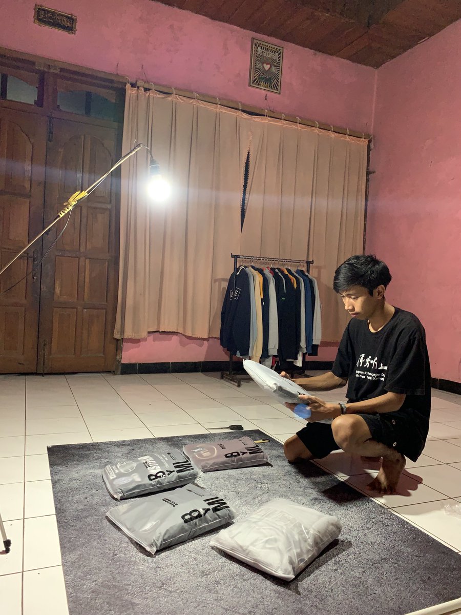 hudamarley_'s tweet photo. Usaha ben gak nol🖐️ https://t.co/jNyDhi5WR3