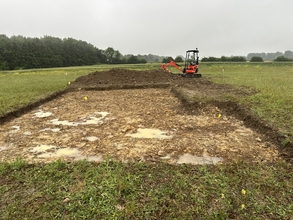 richardhosgood's tweet photo. A VERY soggy day 1 on our Cotswold dig didn’t make things easy, but trench one is now almost open and features are appearing…. #archaeology #wellbeing #veterans #saxon https://t.co/cOoy2WTsV2