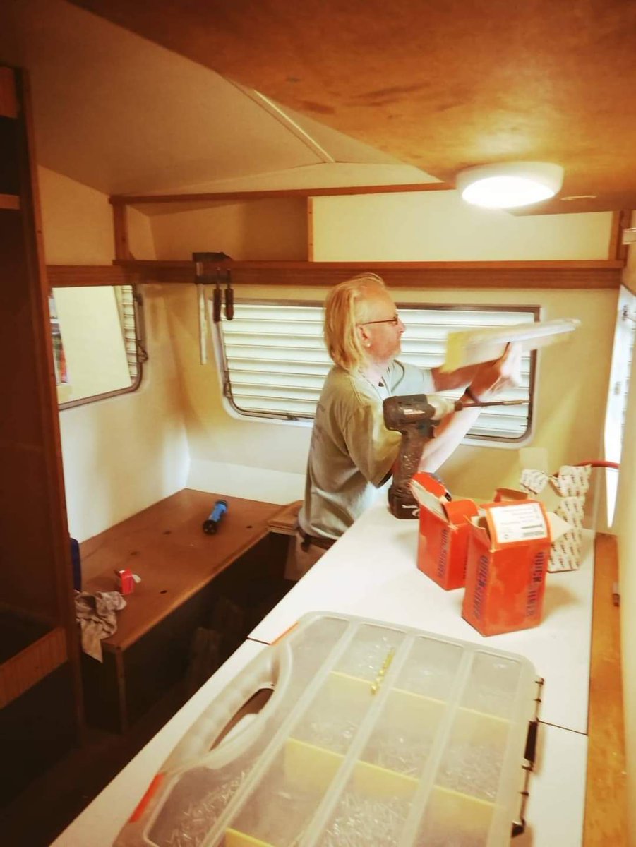 TheEnglishCarav's tweet photo. On This Day 2019...

A memory post of us working on Stuart's 1970's Alpine Sprite. Putting original cabinets back into the restored caravan.  

#alpinesprite   #vintagecaravanworkshop https://t.co/x1EP1GZ3iu