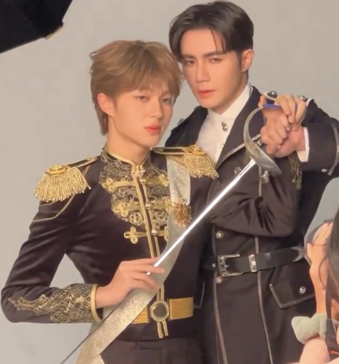 mommynunewz's tweet photo. หลุดออกมาจากนิยาย😭😭😭😭😭😭😭

THE NEXT PRINCE
#Fittingข้ามฟ้าเคียงเธอ https://t.co/co3ji0QIbQ