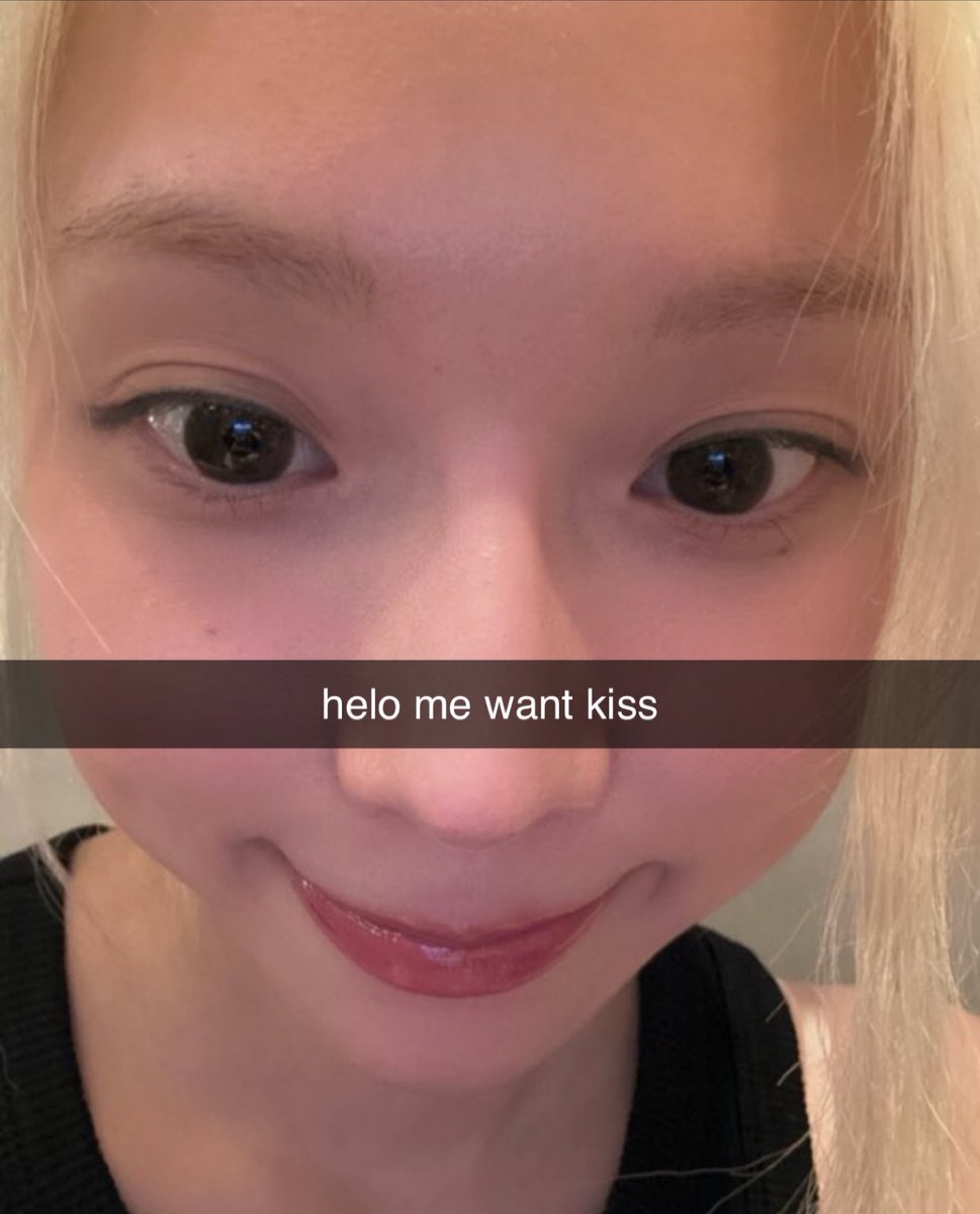 tori🦑 tweet media