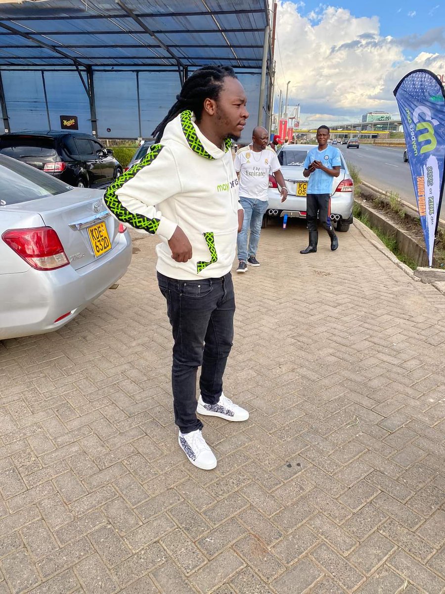 Rise&amp;Shine!. Tuesday is here to remind you that every sunshine brings new opportunities. Let's stay focused👊
#tuesdaymotivation
#Coachshatta
#officialyouthvoice 
#DimbaNaDoba
@MaybetsOfficial
