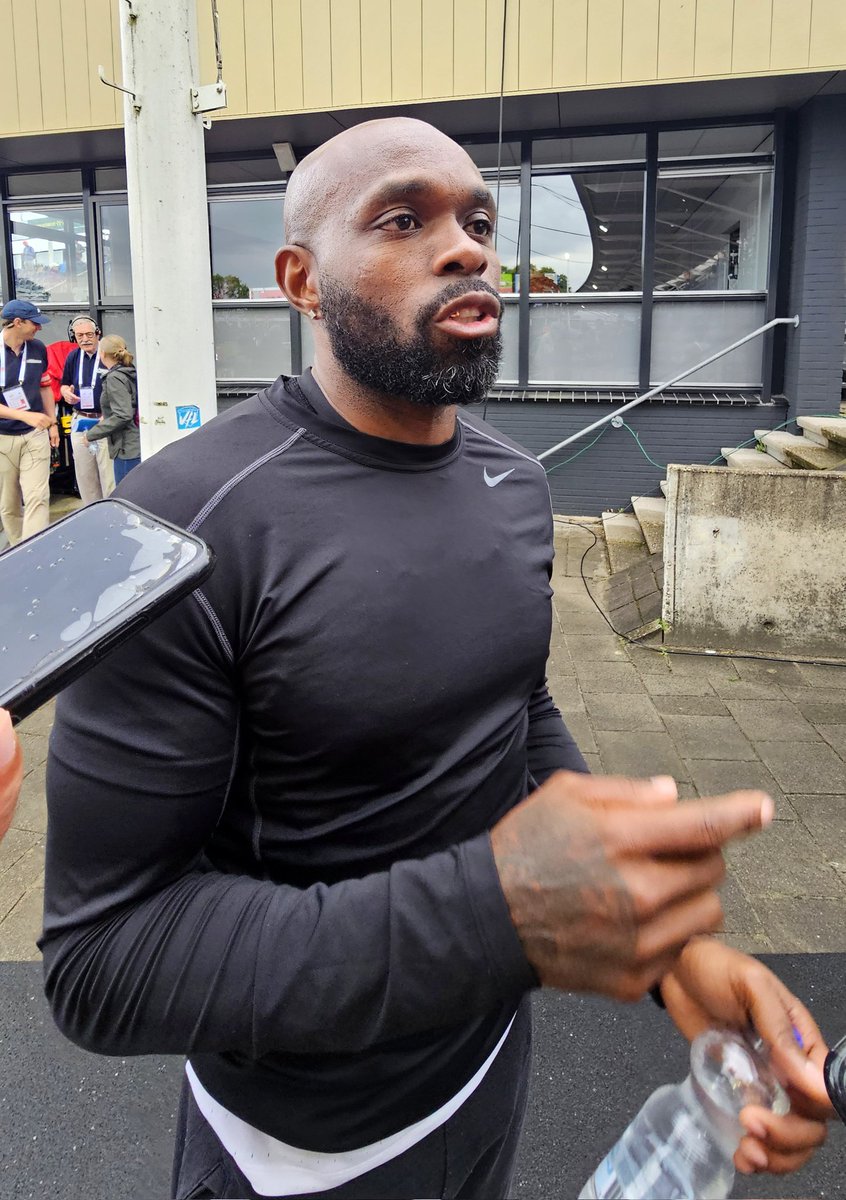 De ZESDE Spelen voor Churandy Martina ❣️❣️❣️❣️❣️❣️