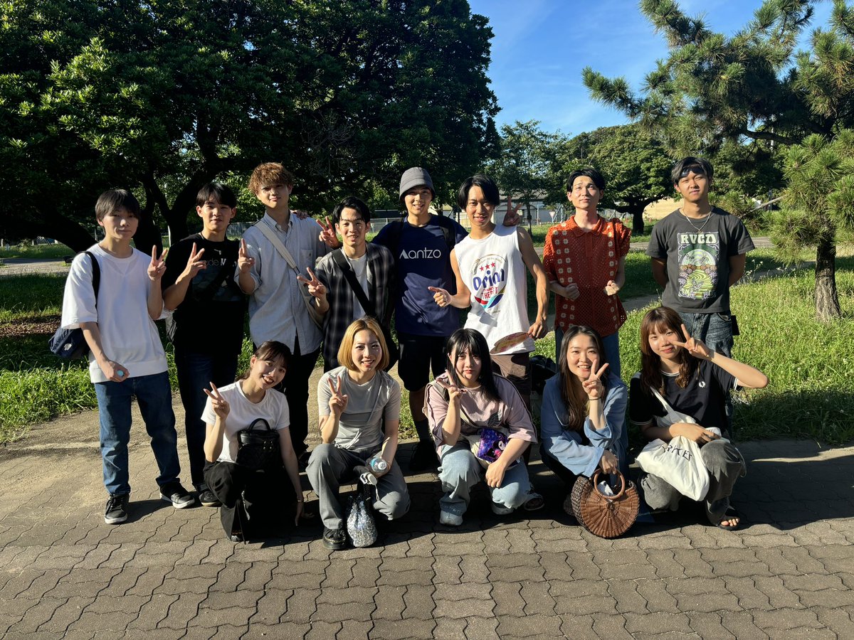 kansyahps's tweet photo. 新しい先生が増えたのでBBQもしました！🍖

頻繁に交流会を行なっているので学年、大学問わず仲良くなれるアルバイトです🙆‍♀️

初アルバイトの方も大歓迎！👍

イベント好きの方、お友達を増やしたい方はぜひご応募お待ち���ております🌟

#塾講師アルバイト #大阪公立大学 #BBQ #堺市  #アルバイト募集中 https://t.co/HSOneQoCzR