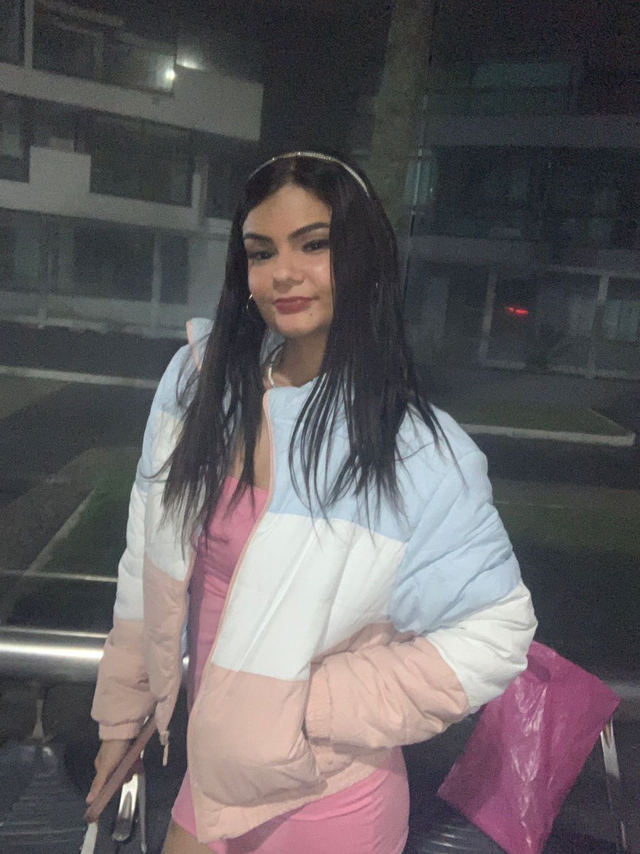 queridinha4002's tweet photo. 🙈//🥰 https://t.co/9QyY7qoqQx
