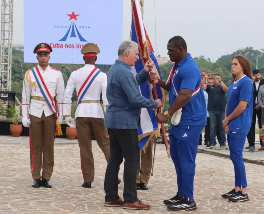 yudi_mercedes's tweet photo. La bandera y la dignidad  de los cubanos será defendida en los #JuegosOlímpicos2024 https://t.co/ZnKeOqtmAs