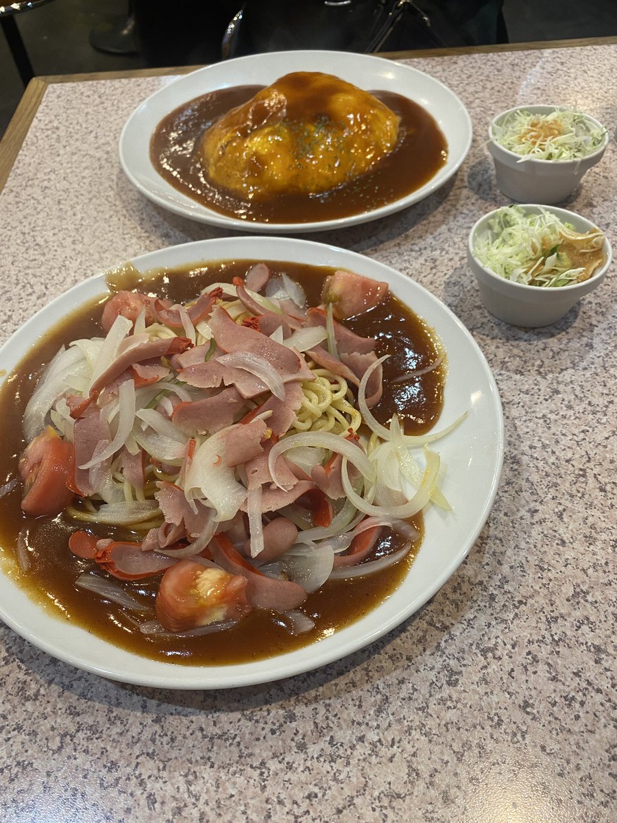 kaitoribuppan's tweet photo. 名古屋っぽいご飯で疲労回復🍝
明日は企業訪問と同業者さん情報交換😊
待ち遠しい♪ https://t.co/dchcCpH0vT