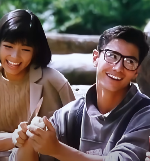 新しいマクドナルドのCMで1980年代の「I feel Coke」リメイクされてて