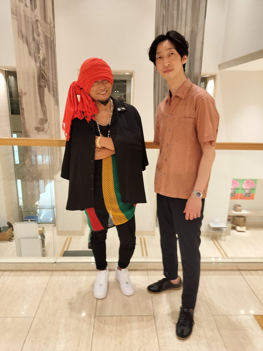 MiraiAbe's tweet photo. 「The REGGAE ORCHESTRA」
#HANーKUN 15th Anniversary Special Live
ご来場ありがとうございました!この公演に関わることが出来て、本当に幸せでした。
終演後HAN-KUNさんと!
#thereggaeorchestra
#グランドフィル https://t.co/NupwsqxYYC