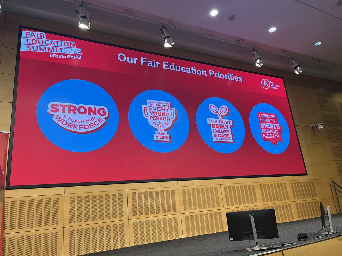 Amy Mitchell tweet media