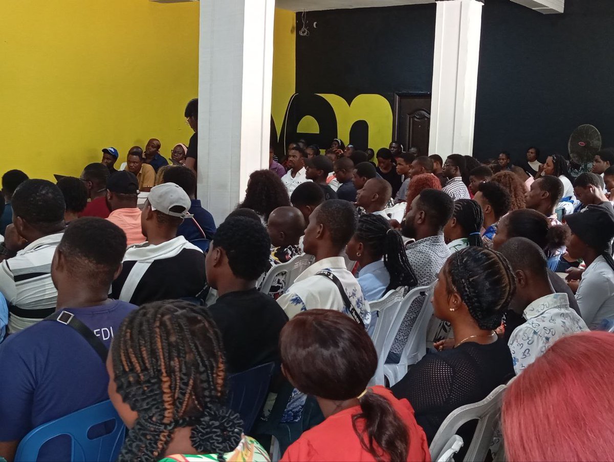 DyenOrg's tweet photo. Cohort 8 orientation ceremony. We are excited to begin this journey with you and may this journey be a life transforming and impactful one. Welcome on board.

#dyen
#cohort8
#skilldevelopment
#scholarshipprogram
#freetraininginwarri https://t.co/sI4t68gBDM