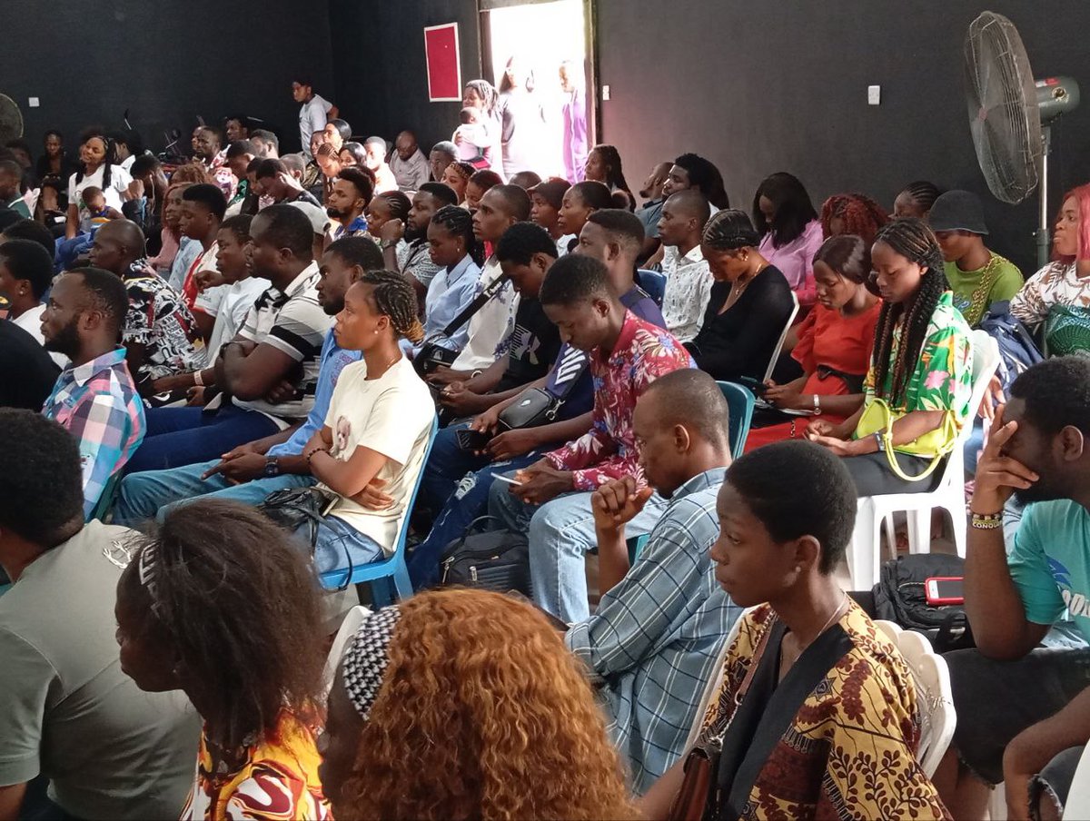 DyenOrg's tweet photo. Cohort 8 orientation ceremony. We are excited to begin this journey with you and may this journey be a life transforming and impactful one. Welcome on board.

#dyen
#cohort8
#skilldevelopment
#scholarshipprogram
#freetraininginwarri https://t.co/sI4t68gBDM