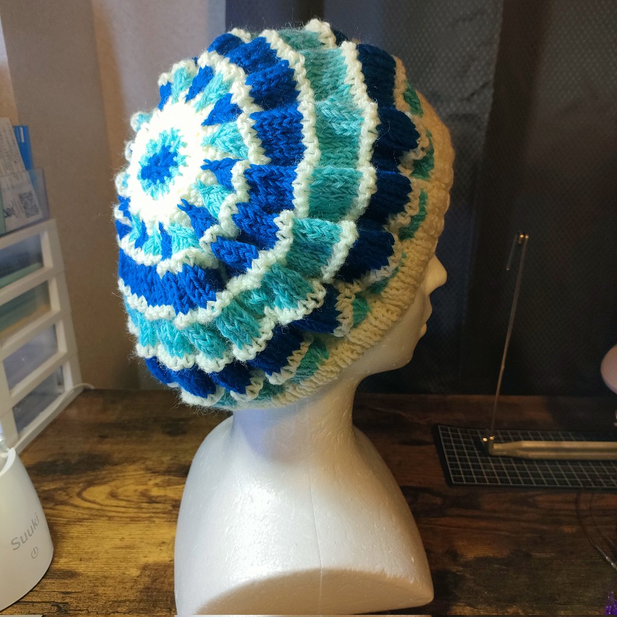 kanadeadknit's tweet photo. KanadeadKnitでは
編み物をしない人にもたくさんの
『世界で一つ』
をお届けします。

どこにも売ってないカラフルやデザインで
寒い冬をハッピーに。
お問い合わせはDMやHPまで。

https://t.co/CNSnZkynxM https://t.co/uBTFAMyAb3