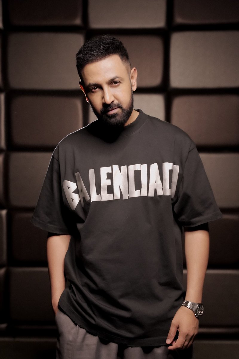 🖤

#GippyGrewal
