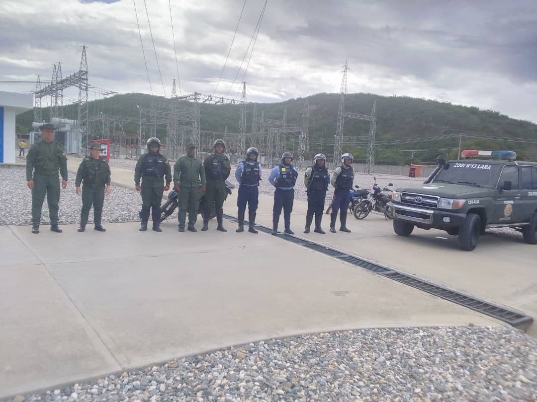 Desde el Estado Lara en los Municipios Iribarren, la FANB Se mantiene en constante supervisión y patrullaje en las Subestación Electricas, Garantizando el resguardo y seguridad de los servicios básicos.